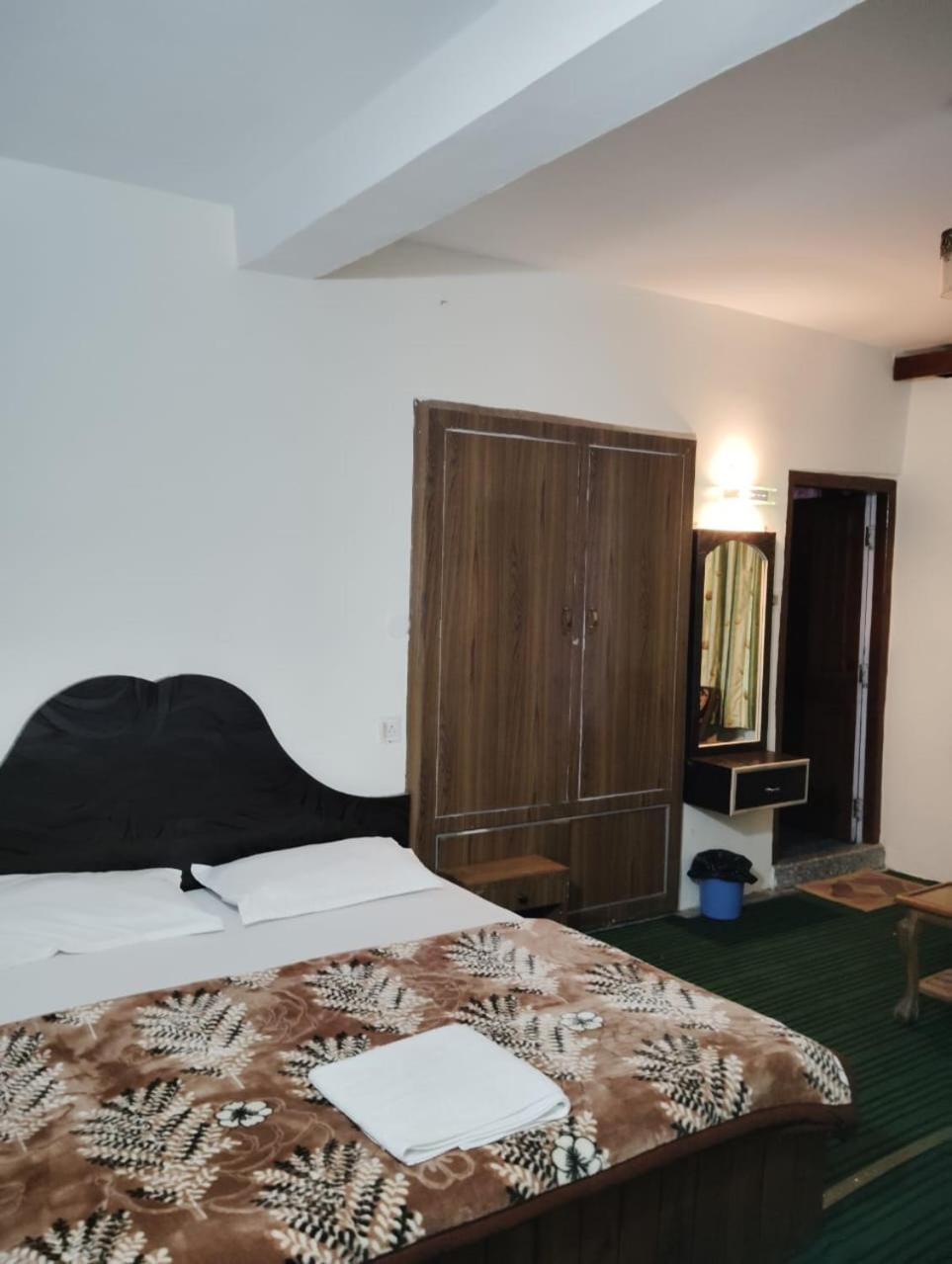 Hotel New Gulmarg Manali Extérieur photo
